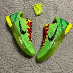 Nike Kobe grinch size 11